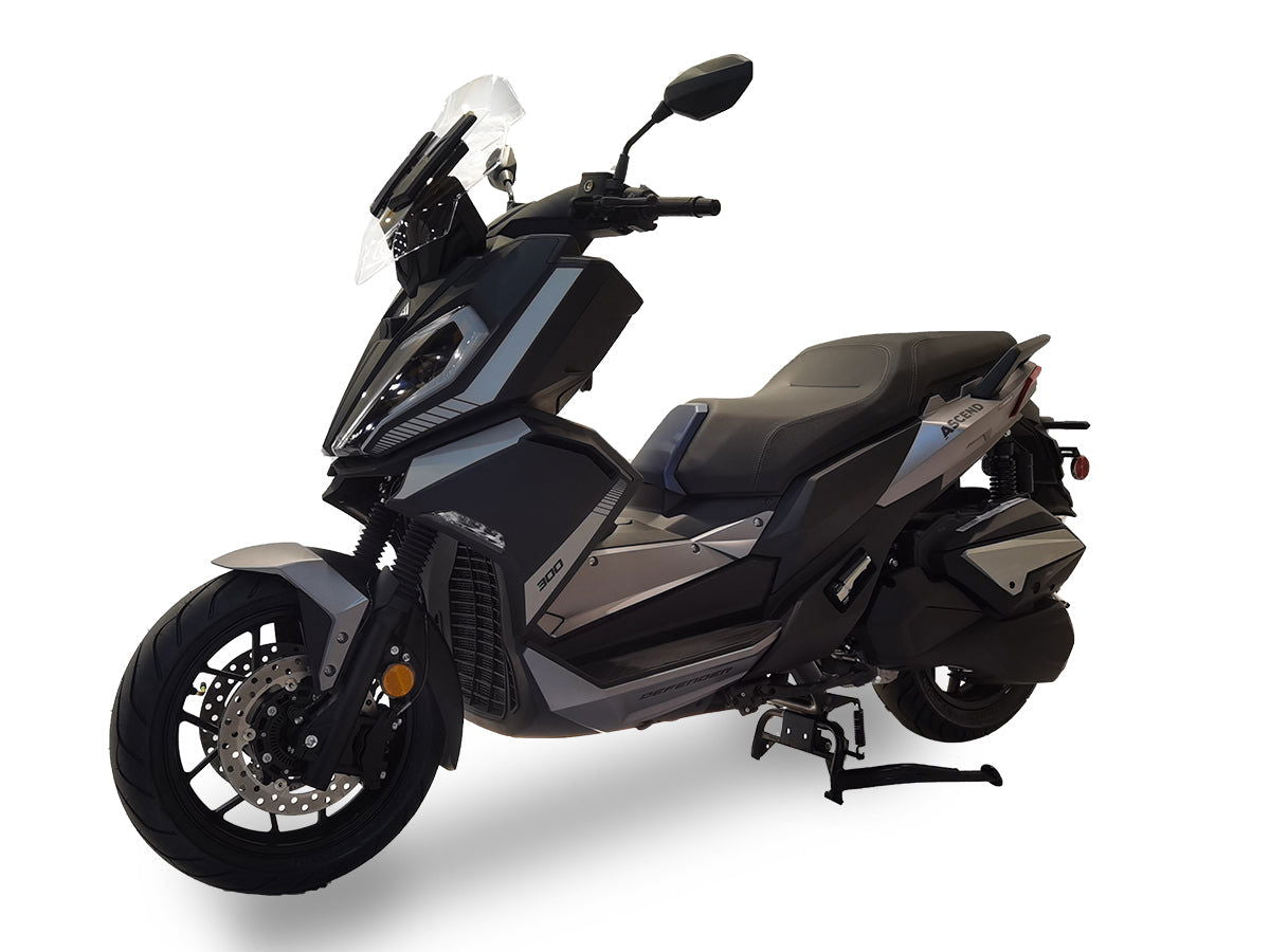 Defender 300cc EFI Street Scooter, Water-cooled, Automatic Shifting, K ...