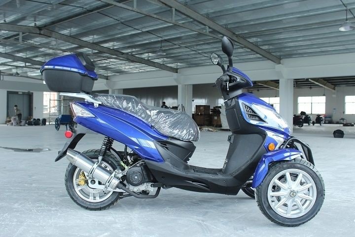 Topstar Trike Scooter, 50cc Gasoline with 12 inch Wheels